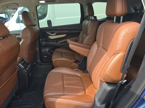 Used 2019 Subaru Ascent Touring w/ Popular Package #3 image 17