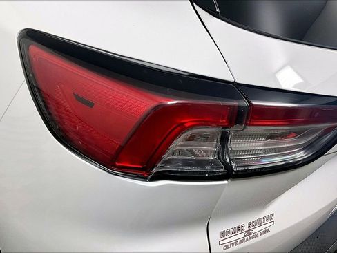 Used 2020 Ford Escape SE image 28