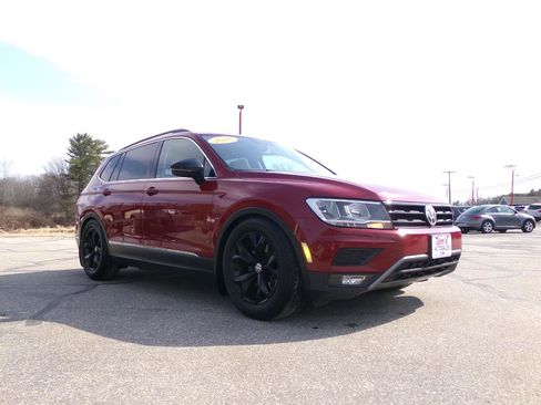 Used 2018 Volkswagen Tiguan SE image 8