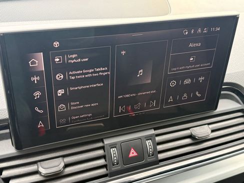 Used 2024 Audi Q5 e Prestige image 25