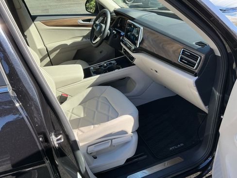 New 2026 Volkswagen Atlas SE image 27