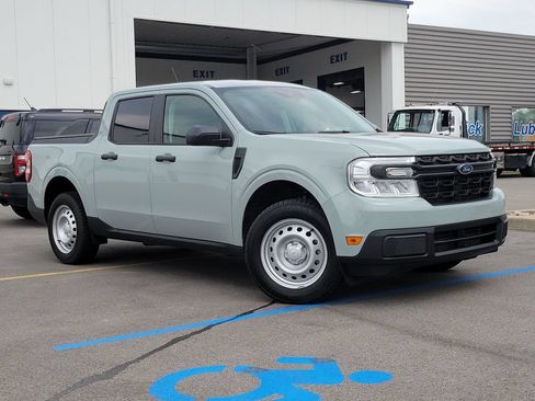 Used 2024 Ford Maverick XL w/ Equipment Group 100A Standard AWD/4WD image 32