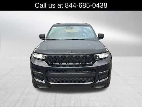 New 2025 Jeep Grand Cherokee L Limited image 2