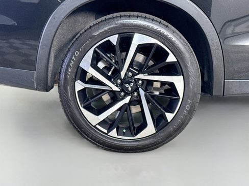 Used 2023 Mitsubishi Outlander SE Black Edition FWD image 33