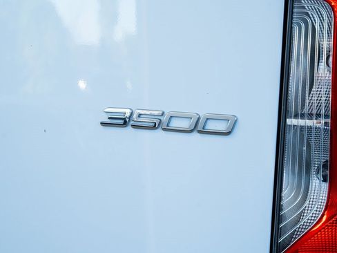 Used 2022 Mercedes-Benz Sprinter 3500 image 25
