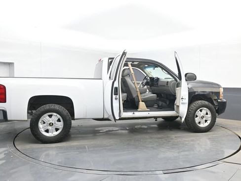 Used 2013 Chevrolet Silverado 1500 W/T RWD image 43