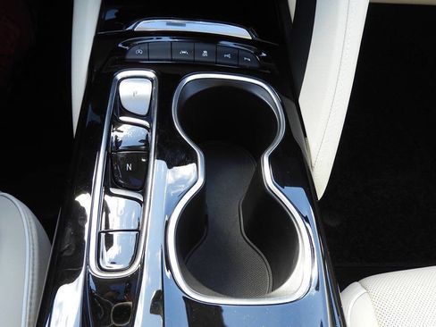 Used 2023 Buick Envision Avenir image 43