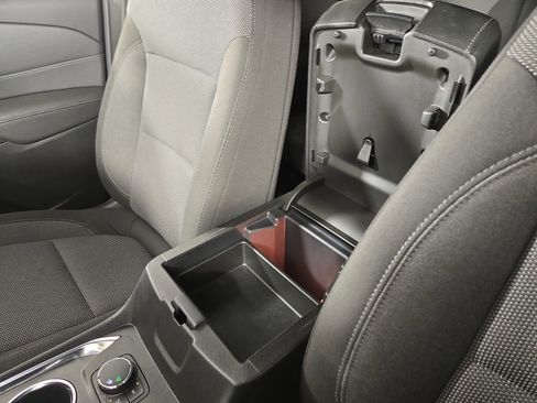 Certified 2023 Chevrolet Traverse LT image 28