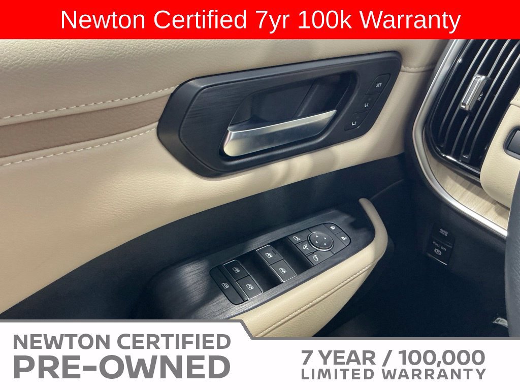 Used 2025 Nissan Armada Platinum w/ Convenience Package RWD image 65
