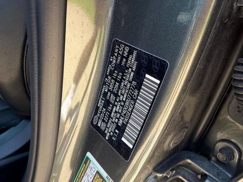 Used 2024 Hyundai Elantra Limited FWD image 21