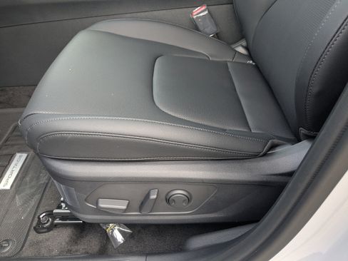 New 2026 Kia Sportage EX AWD/4WD image 18