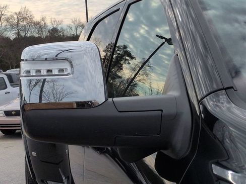 Used 2024 RAM 3500 Limited image 11