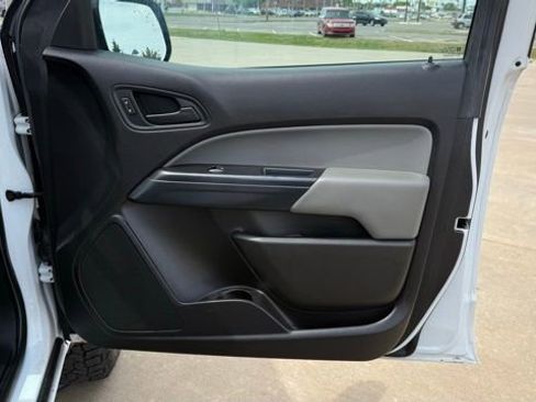 Used 2017 Chevrolet Colorado W/T w/ WT Convenience Package AWD/4WD image 15