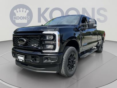 New 2026 Ford F350 Lariat w/ Black Appearance Package