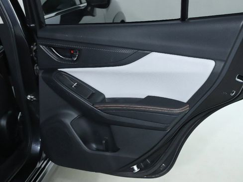 Used 2018 Subaru Crosstrek 2.0i Limited image 31