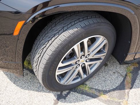 Used 2023 Chevrolet Traverse High Country AWD/4WD image 13