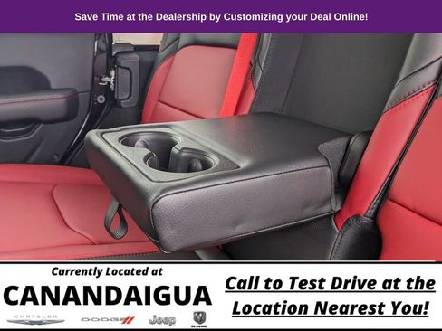 Used 2023 Jeep Wrangler Unlimited Rubicon 4xe AWD/4WD image 39