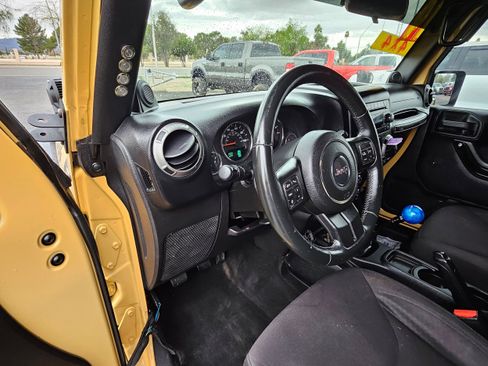 Used 2014 Jeep Wrangler Unlimited Sport w/ Max Tow Package image 15