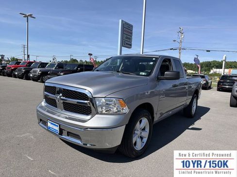 Used 2024 RAM 1500 Classic SLT AWD/4WD image 1