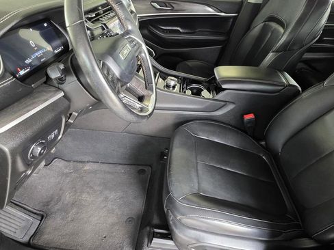 Used 2022 Jeep Grand Cherokee L Limited RWD image 7