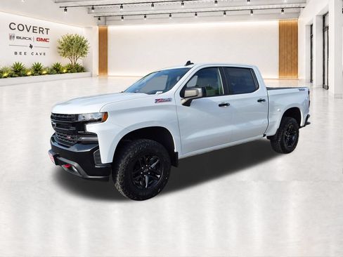 Used 2019 Chevrolet Silverado 1500 LT Trail Boss AWD/4WD image 4