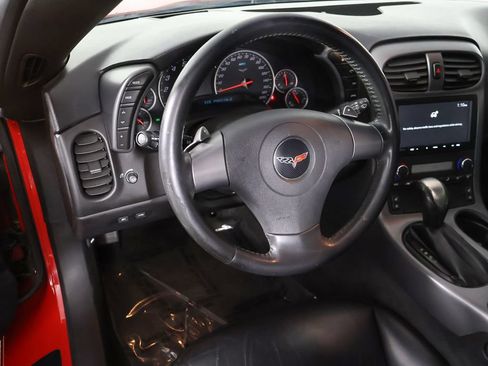 Used 2006 Chevrolet Corvette Coupe w/ Preferred Equipment Group RWD image 20