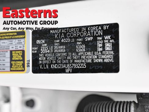 Used 2025 Kia Soul LX w/ LX Technology Package FWD image 34