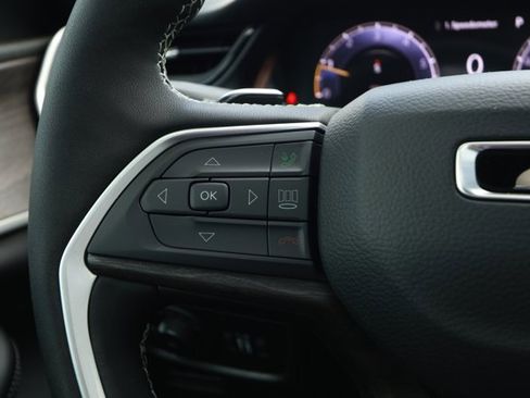 New 2026 Jeep Grand Cherokee L Limited RWD image 13