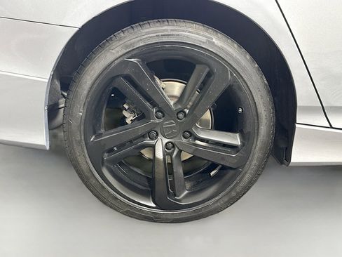 Used 2020 Honda Accord Sport image 33