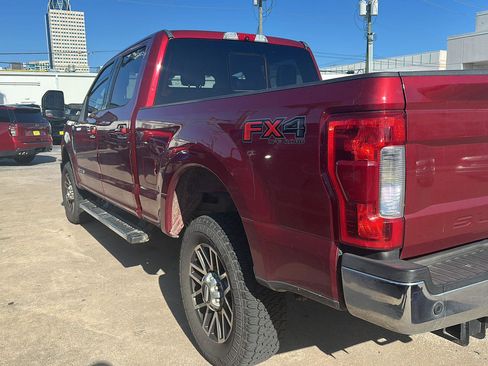 Used 2018 Ford F250 Lariat w/ Lariat Value Package AWD/4WD image 15