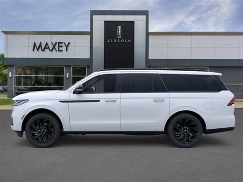 New 2026 Lincoln Navigator L Reserve w/ Jet Appearance Package AWD/4WD image 72