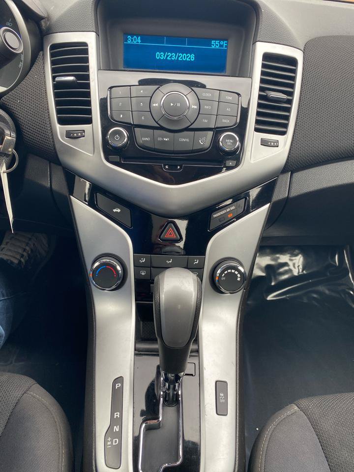 Used 2016 Chevrolet Cruze LT FWD image 19