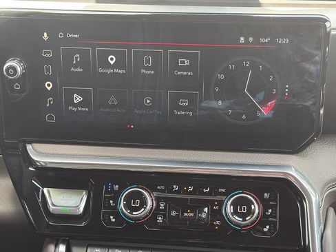 Used 2024 GMC Sierra 1500 Denali w/ Denali Reserve Package AWD/4WD image 16