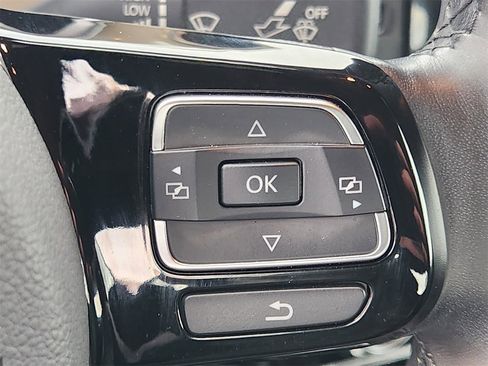 Used 2019 Volkswagen Beetle 2.0T Final Edition SEL image 27