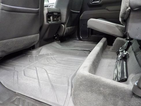 Used 2024 Chevrolet Silverado 1500 ZR2 w/ Technology Package image 38