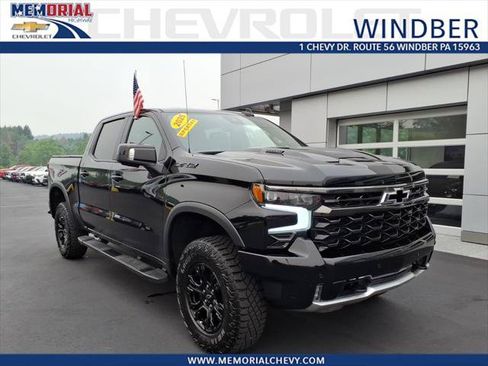 Used 2025 Chevrolet Silverado 1500 ZR2 w/ Technology Package AWD/4WD image 1