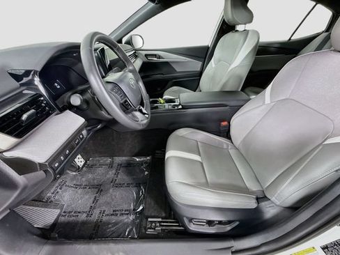 Used 2026 Toyota Camry SE w/ Convenience Package FWD image 19