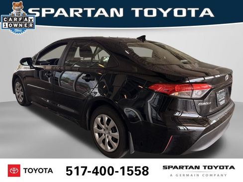 Used 2024 Toyota Corolla LE FWD image 3