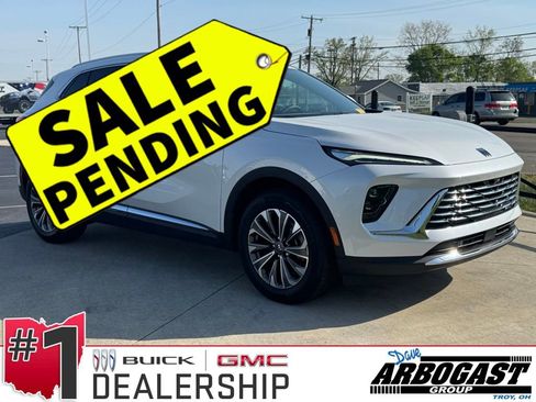 Used 2024 Buick Envision Preferred AWD/4WD image 1