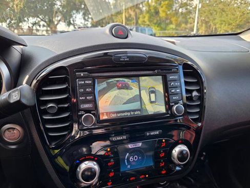 Used 2015 Nissan Juke SV w/ Technology Package image 19