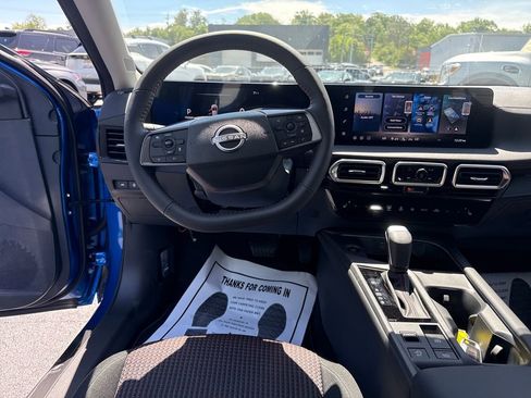 New 2026 Nissan Sentra SR FWD image 13