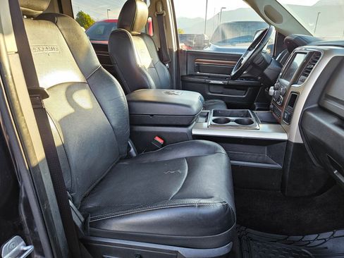 Used 2014 RAM 1500 Laramie w/ Convenience Group AWD/4WD image 46