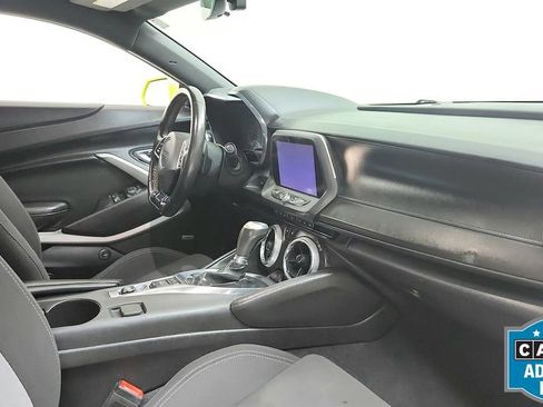 Used 2019 Chevrolet Camaro LT w/ RS Package image 20