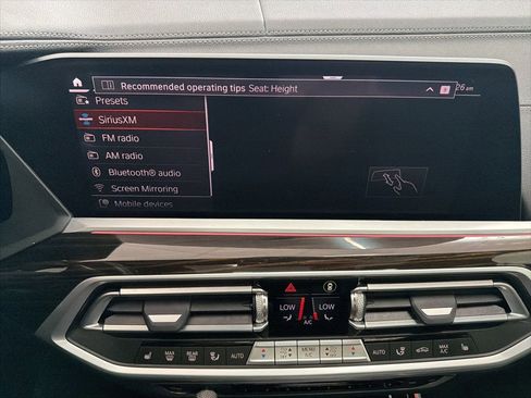 Used 2021 BMW X7 M50i w/ Cold Weather Package image 37