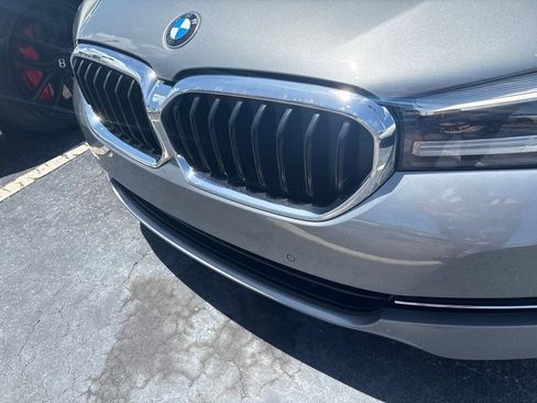 Used 2023 BMW 530i w/ Premium Package RWD image 2