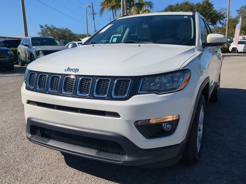 Used 2021 Jeep Compass Latitude w/ Driver Assistance Group image 9