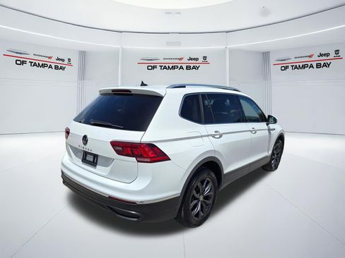 Used 2024 Volkswagen Tiguan SE FWD image 6