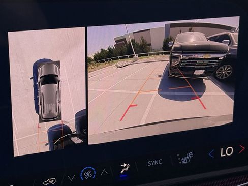 New 2026 Chevrolet Traverse Z71 w/ Enhanced Driving Package image 16