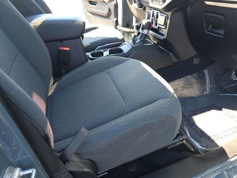 Used 2025 Jeep Wrangler Unlimited Sahara w/ Safety Group image 40