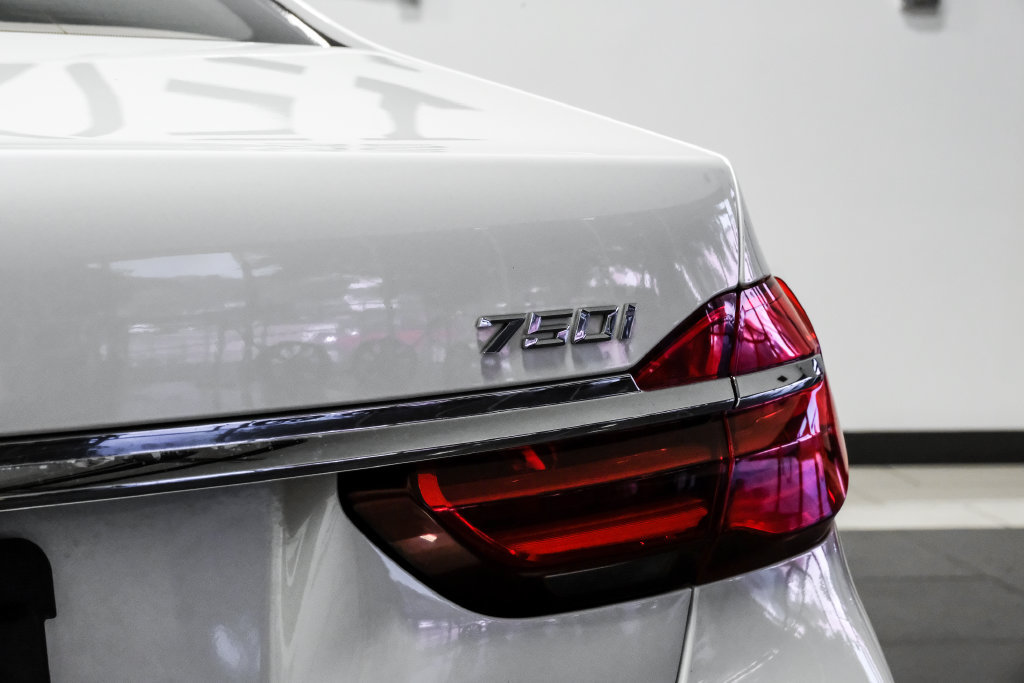 Used 2016 BMW 750i xDrive AWD/4WD image 76